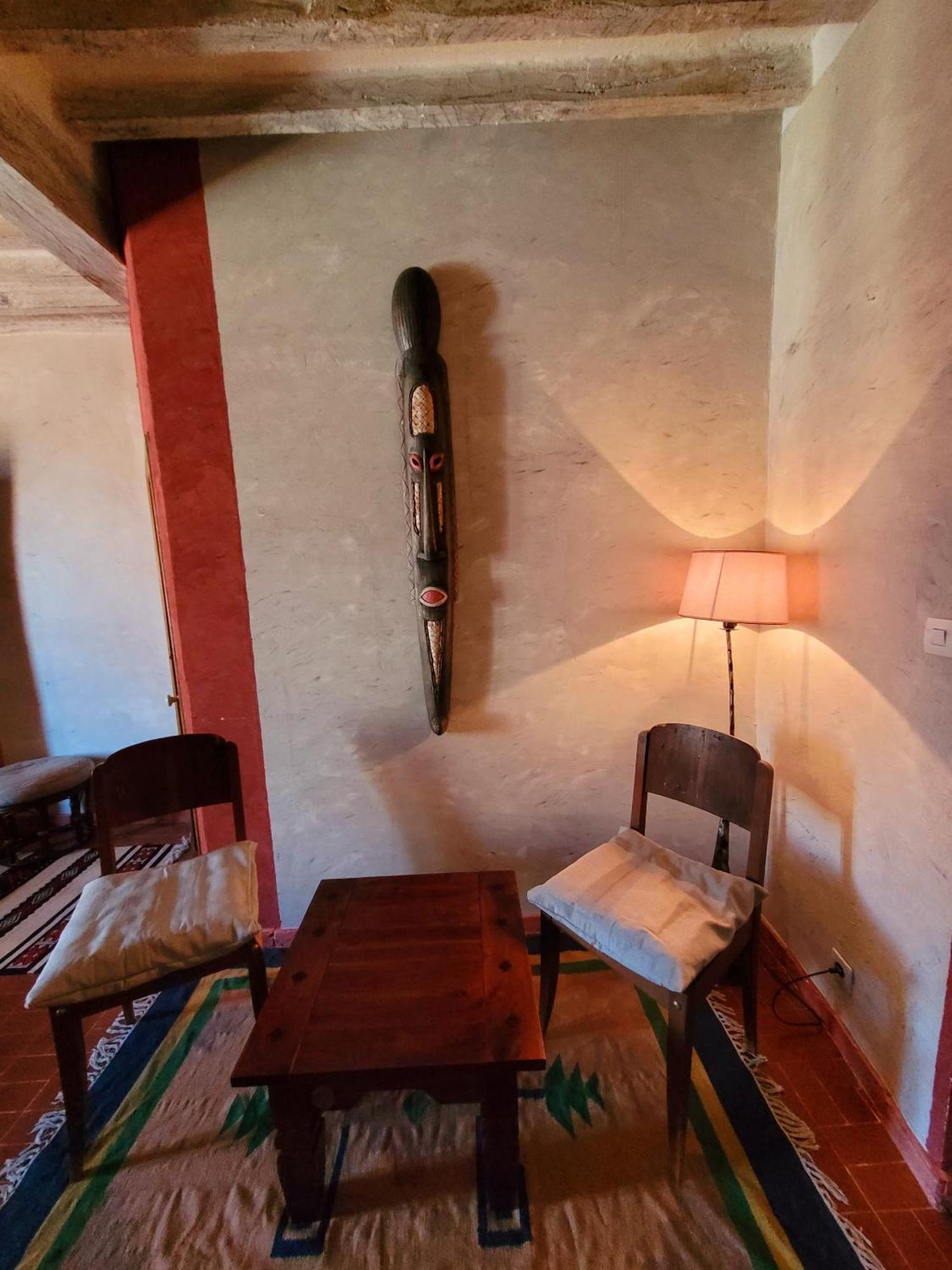 מלון Tavernes Au Puits De La Fontaine חדר תמונה